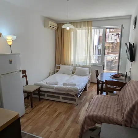 Apartman Riviera In By Flat Mаnager Ravda